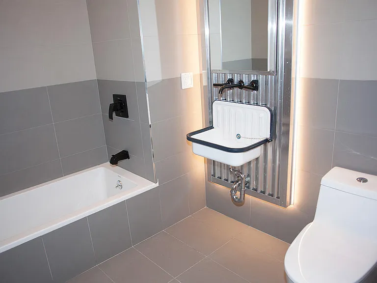 18 Stanhope St #1D — Photo 6