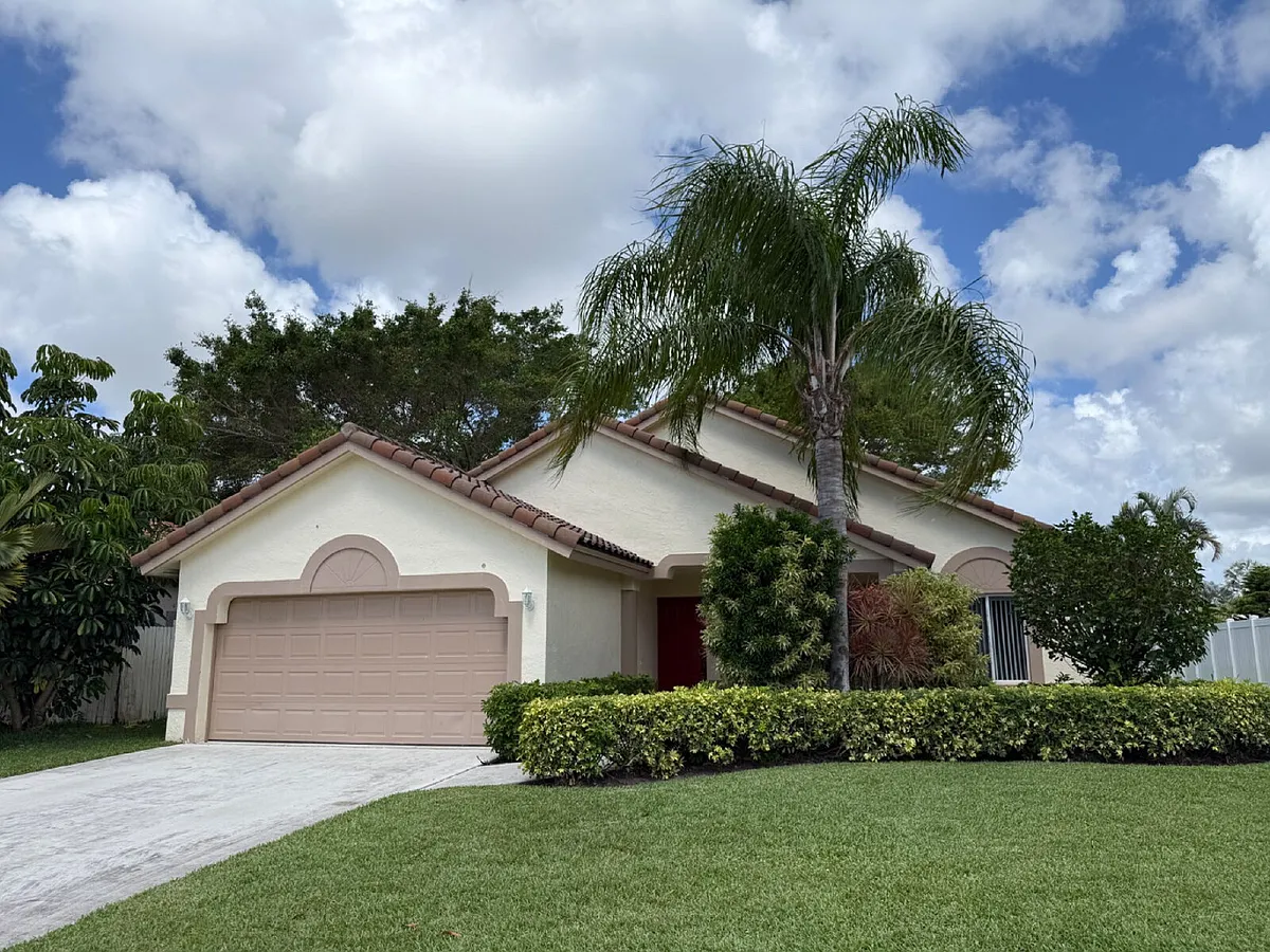 Building Photo - 8657 Rosalie Ct