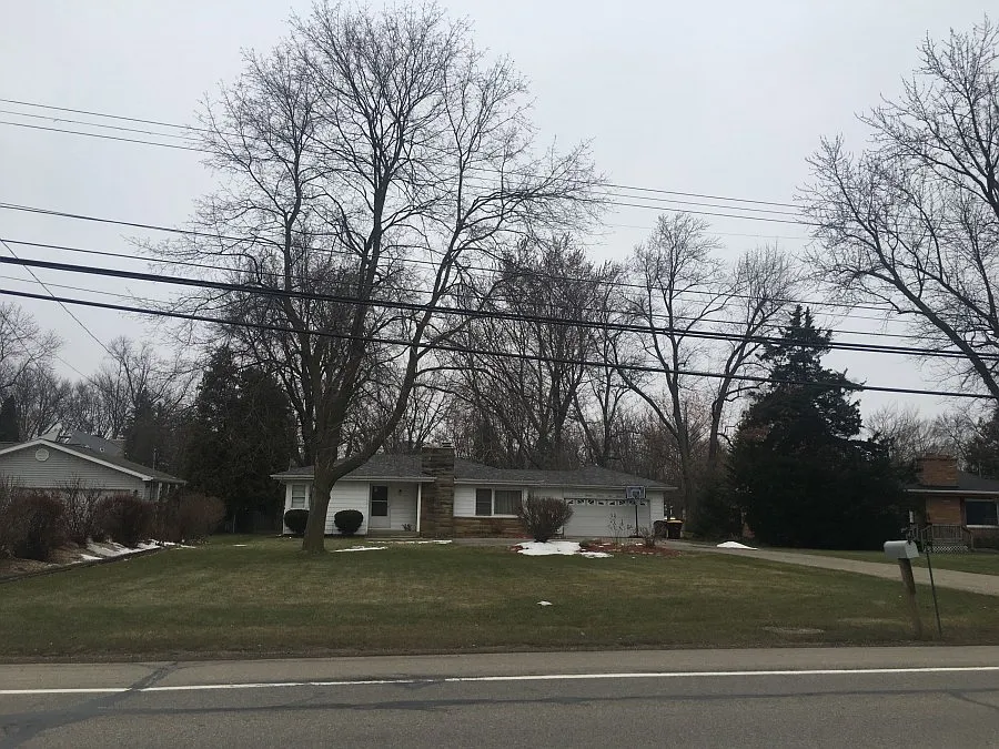 7765 E Saginaw Hwy photo 1