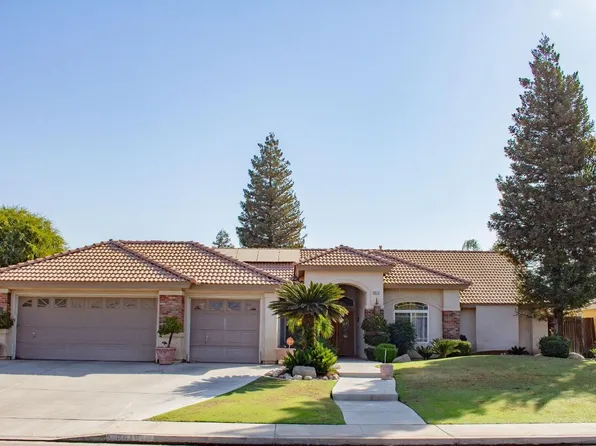 8618 Rockhampton Dr, Bakersfield, CA 93313