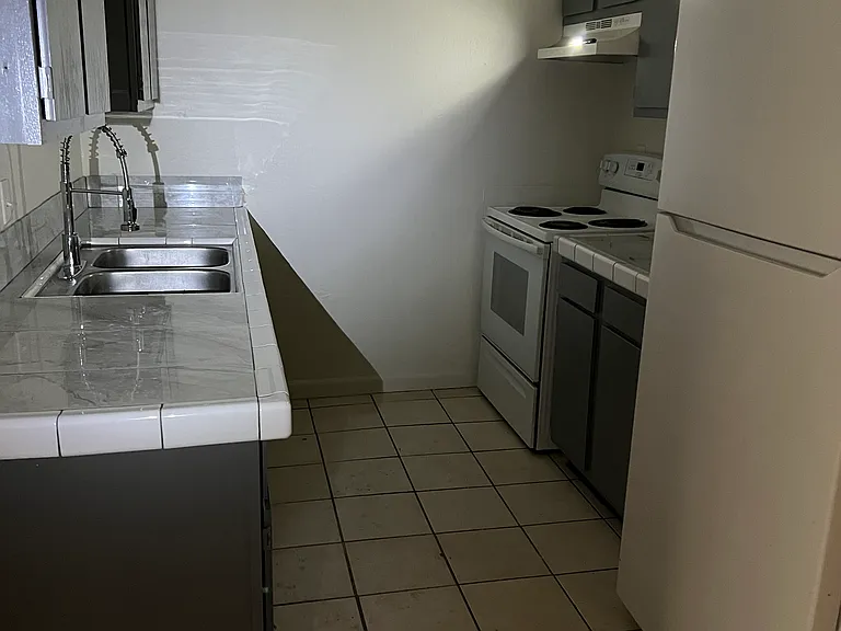 1340 E Vista Ave #4 — Photo 14