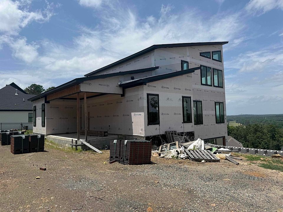 1st image of 37 Sagamore Ct