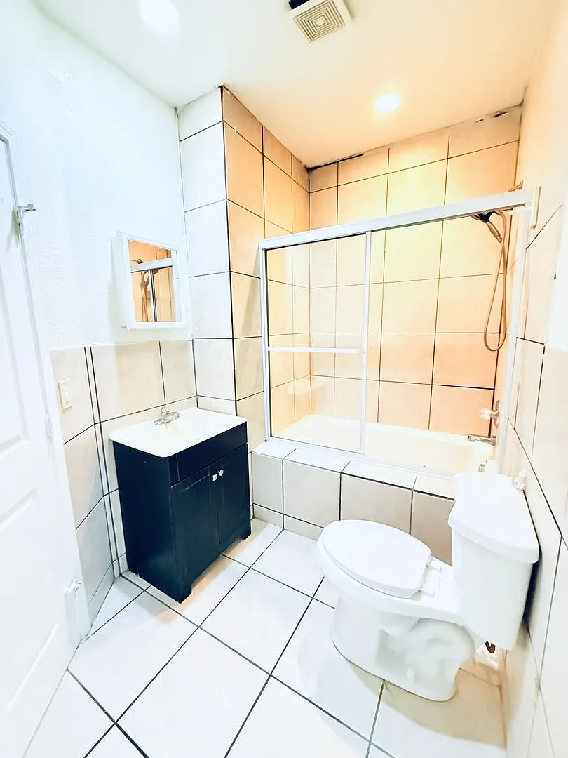 4545 Morrison Rd Cozy & Affordable 1-Bedroom, 2-Bedroom and 3-Bedroom Apartments in Denver! — Photo 3