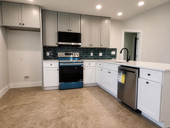 2nd image of 149 W Hickory Street