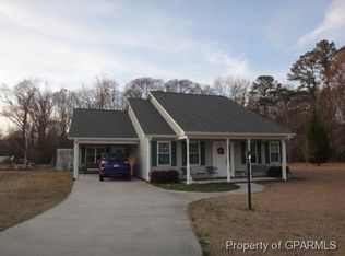 402 Bay Dr, Washington, NC 27889