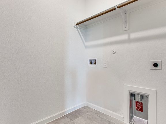Convenient laundry room