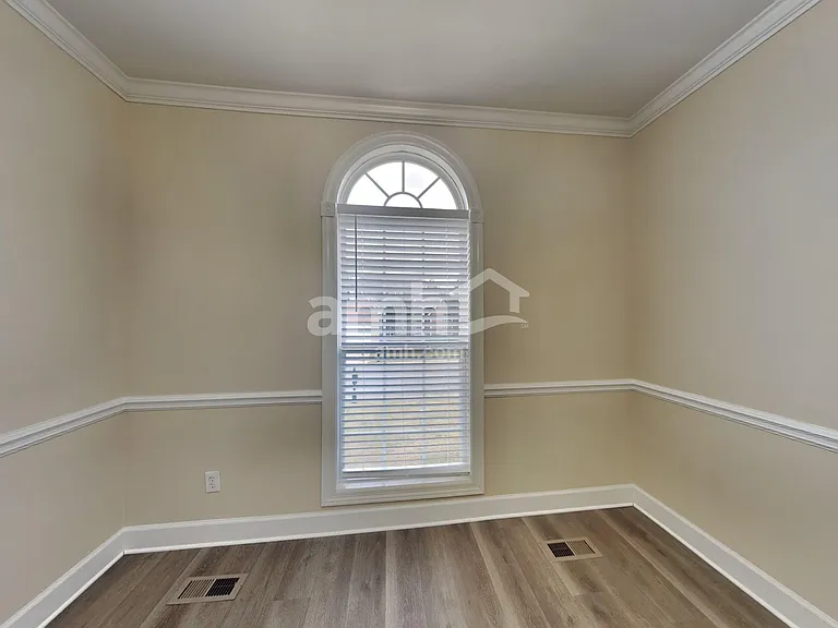 417 Bethany Cir — Photo 6