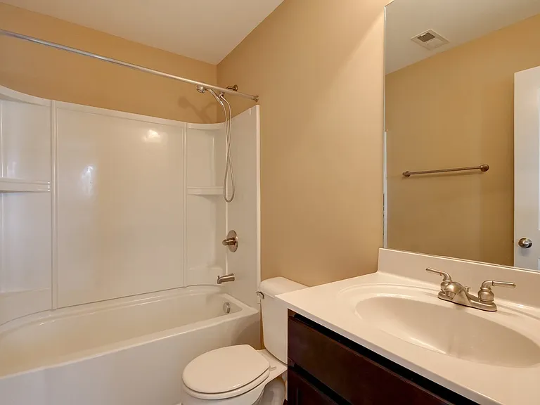 310 Sam Houston Cir — Photo 10