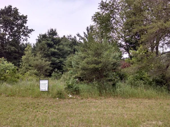 17520 Monroe Rd, Morley, MI 49336