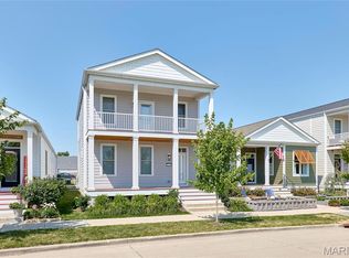 6174 Suntan Dr, Saint Charles, MO 63301