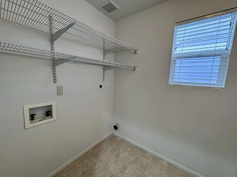 19047 E 57th Pl — Photo 19
