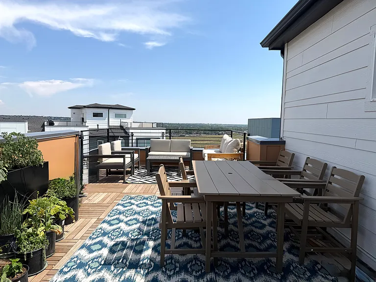 750 Josephine Way — Photo 30