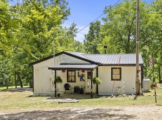 38 Cricket Ln, Berry, KY 41003