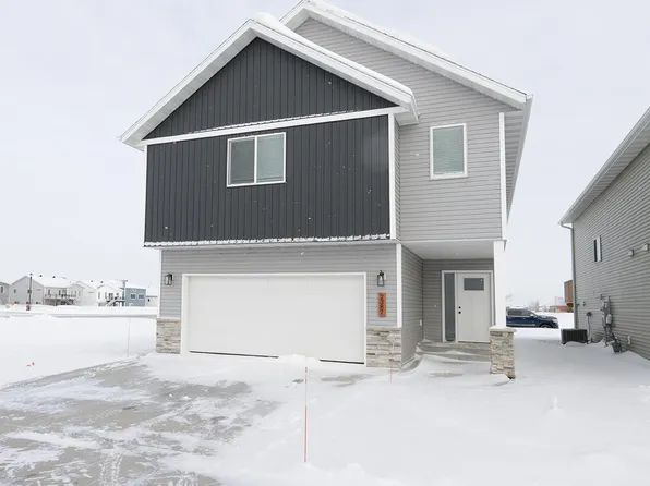 2387 Eagle Valley Dr S, Fargo, ND 58104