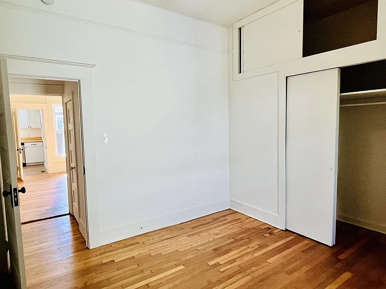82 Hanover St — Photo 10