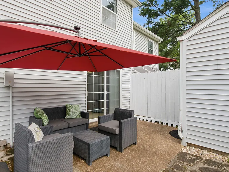 1236 Carriage Park Dr — Photo 29