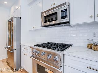 819 10th St NE, Washington, DC 20002