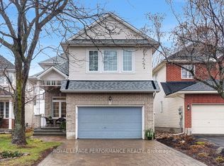 40 Rivergreen Cres, Ottawa, ON K2M2W9