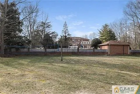 555 Spotswood Englishtown Rd — Photo 10
