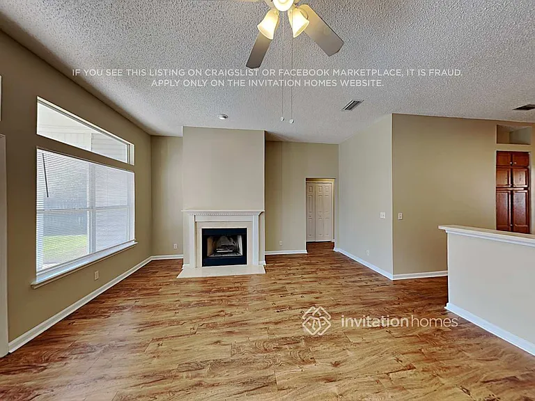 716 S Lake Cunningham Ave — Photo 5