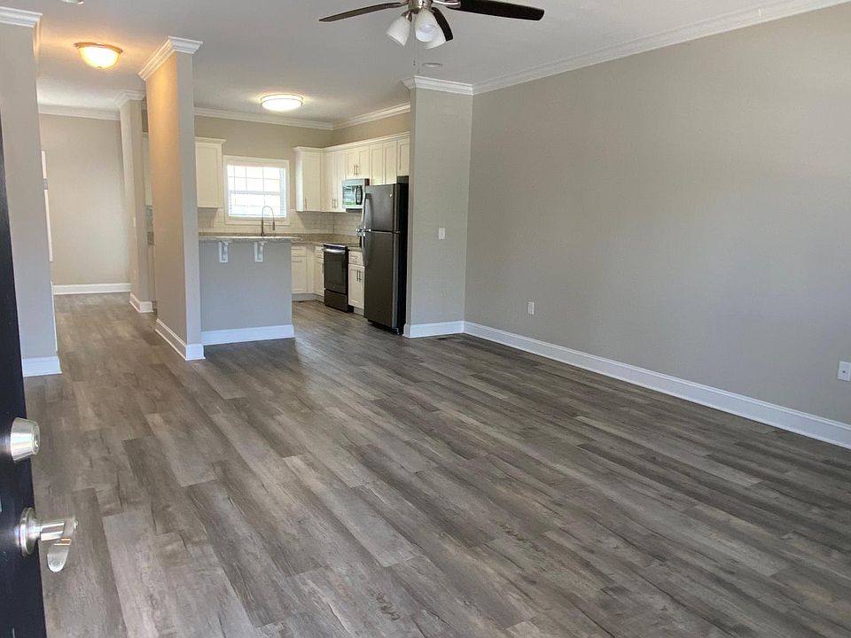1st image of 3041 Sunny Creek Way