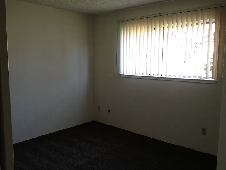 2209 Q St — Photo 6