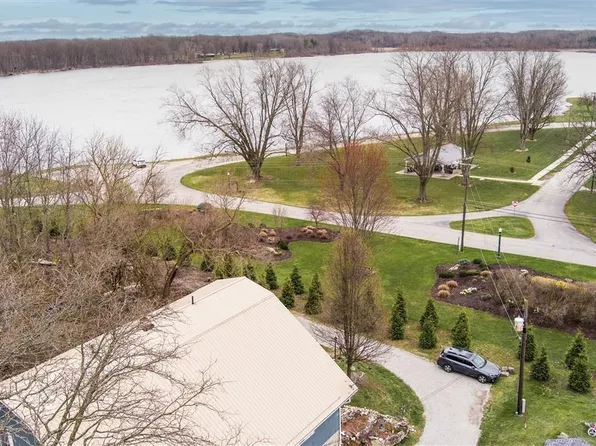 1108 Moyer St, Kendallville, IN 46755