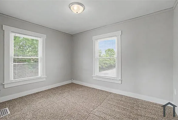 2600 Wayne Ave — Photo 22