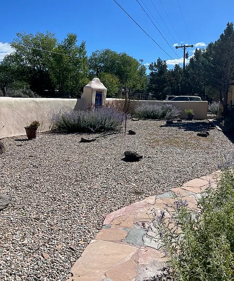 Shared front yard.