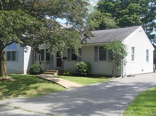 33 Doris Dr, Weymouth, MA 02191