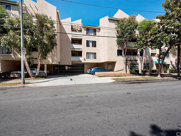 3rd image of 2343 E 17th St Unit 316