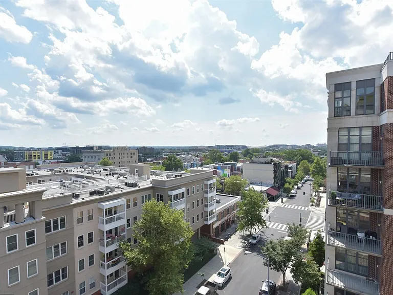2020 12th St NW #709 — Photo 9