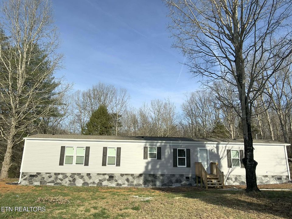 1st image of 205 Knight Hollow Ln