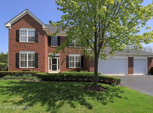 14050 Maplewood Ct, Libertyville, IL 60048