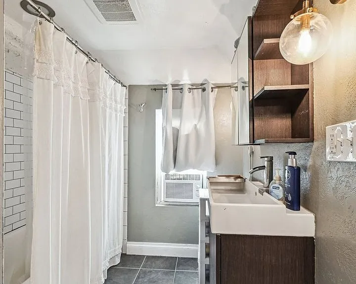 220 S Emerson St — Photo 19