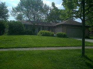 253 Oxford Ln, Bloomingdale, IL 60108