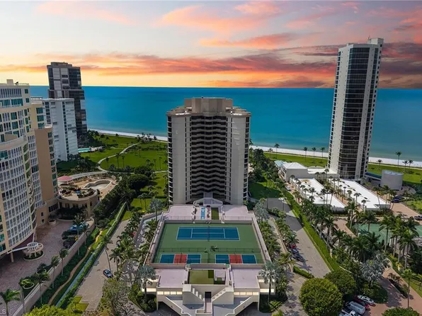 4551 Gulf Shore BLVD N #400, NAPLES, FL 34103