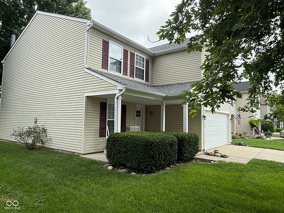 3rd image of 10022 Sapphire Berry Ln