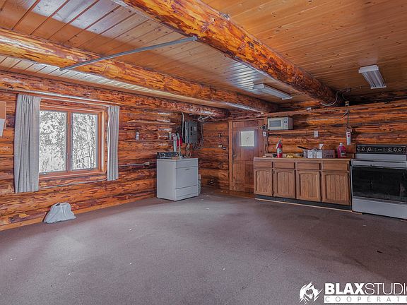 4th image of 233 Wilderness Dr