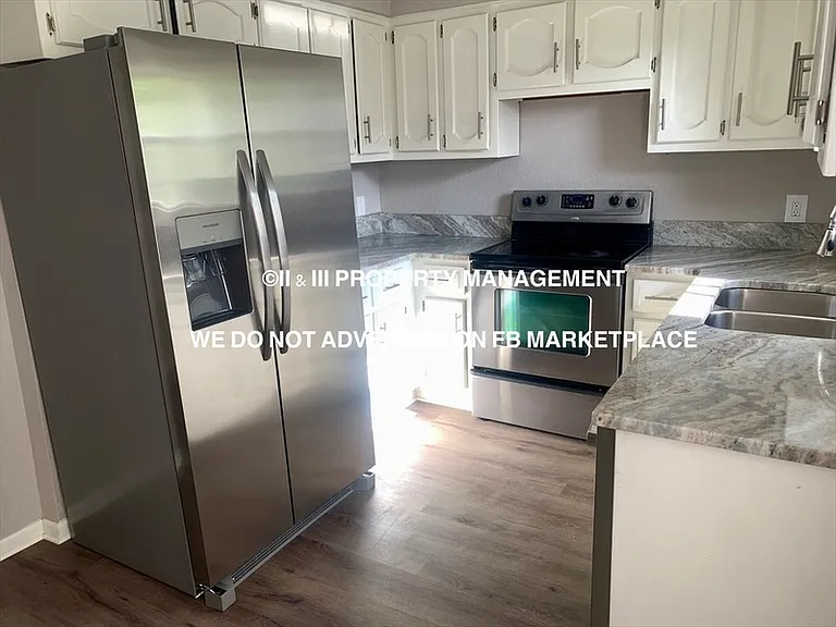 6102 Newton St — Photo 7