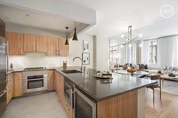 Sold by Triplemint | media 14