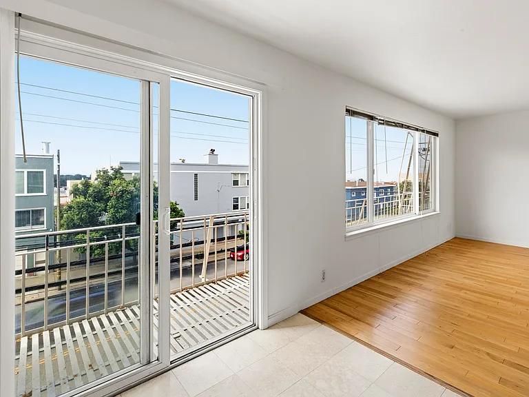 4444 Balboa St #207 — Photo 3