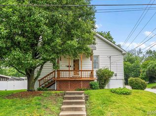542 S Main St, Waterloo, IL 62298
