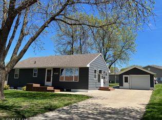 646 Kentucky Ave, Adrian, MN 56110