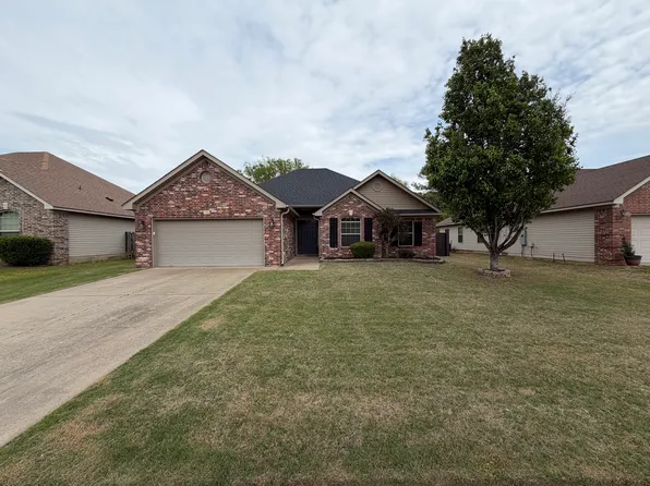 5366 Buckingham Pl, Bryant, AR 72022