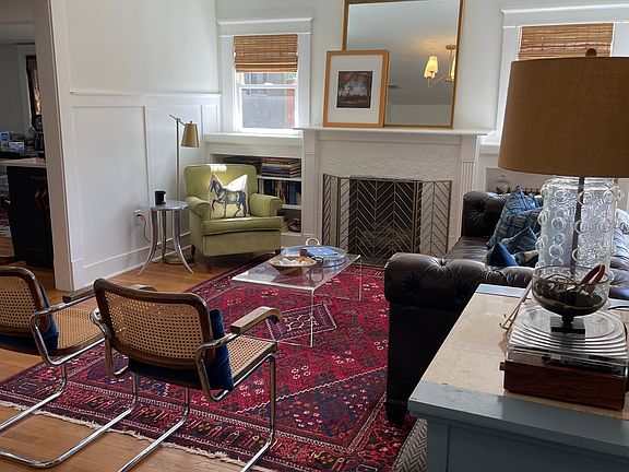 3rd image of 811 W Louisiana Ave #2