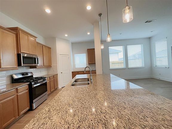 2nd image of 4632 Bartagrass Dr