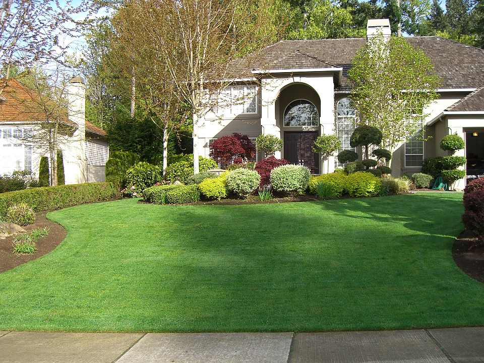 1st image of 2219 246th Pl NE