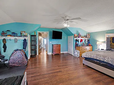 Property photo 32