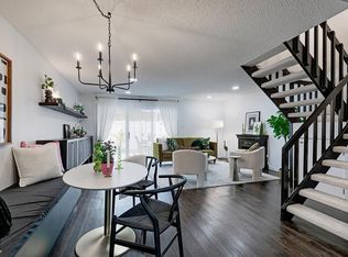 Meadowlark Village, Edmonton, AB T5R 5X3